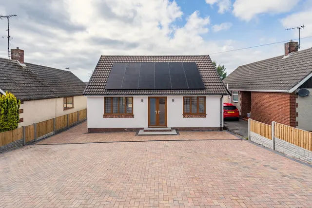 Fforddisa, Prestatyn, LL19 8EE, photo 1
