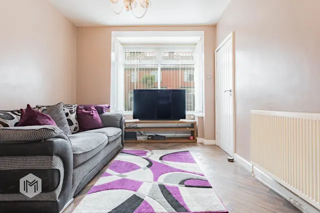 Photo 2 — Holly Avenue, Worsley, Manchester, M28 3DW