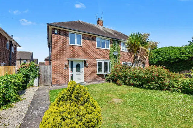 Holly Close, Hucknall, NG15, photo 1