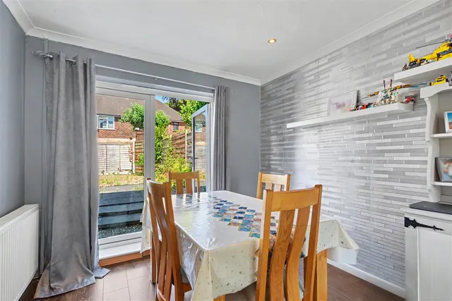 Holly Close, Hucknall, NG15, photo 3
