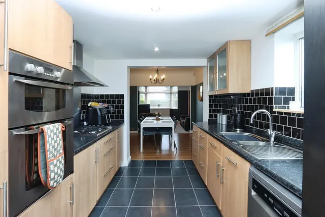 Photo 2 — Basegreen Avenue, Sheffield, South Yorkshire, S12