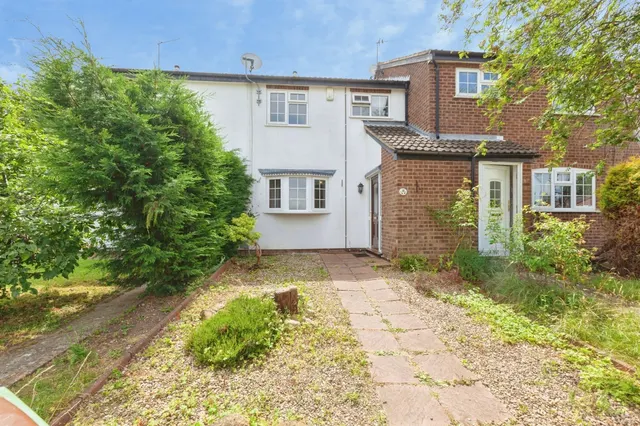 Burton Close, Oadby, Leicester, photo 1