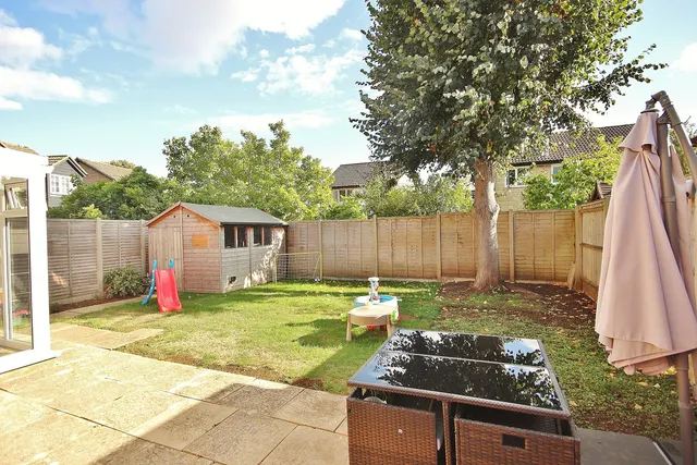 Thorney Leys, Witney, photo 3