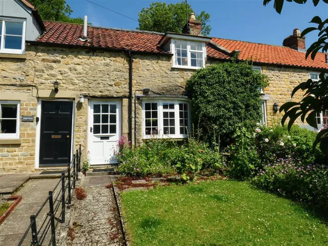 East End, Ampleforth, YO62, photo 1