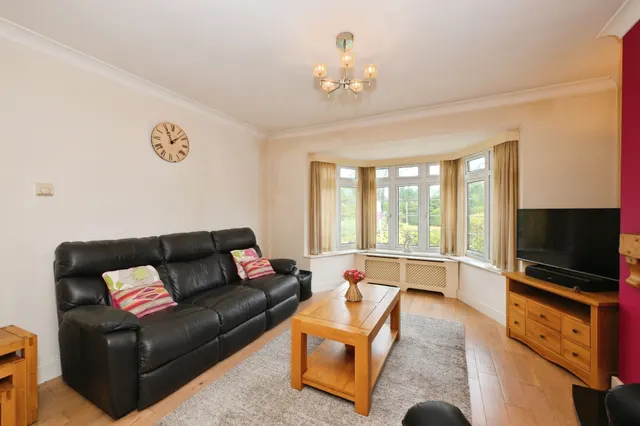 Photo 2 — Rooks Hill, WELWYN GARDEN CITY