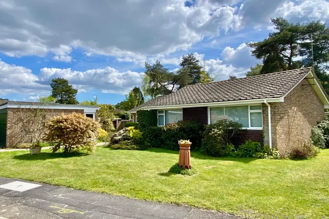 Shelley Close, Ashley Heath, BH24, photo 1