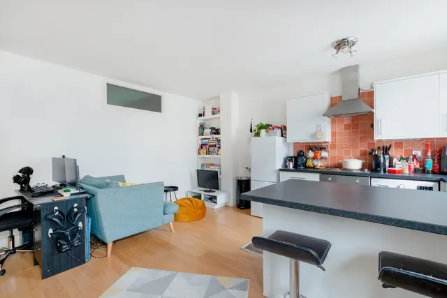 Photo 3 — Usher Road, London, E3