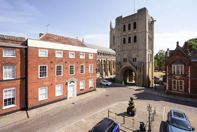 Churchgate Street, Bury St. Edmunds, IP33, photo 1