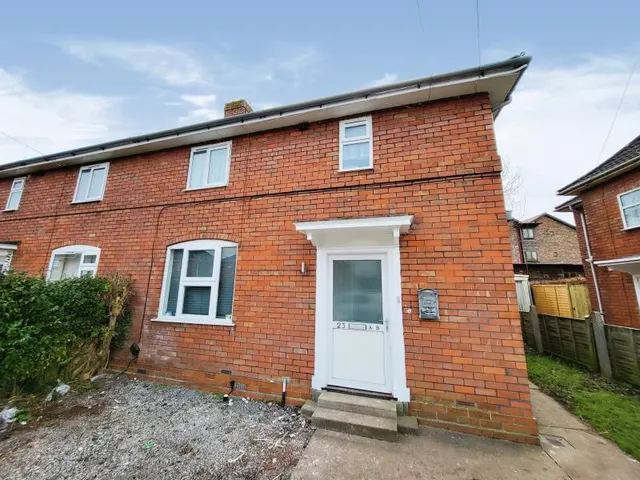 1 bedroom flat, The Crescent, Shirehampton, BS9