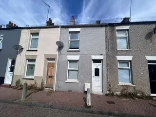 Street, Sheerness, ME12, photo 1