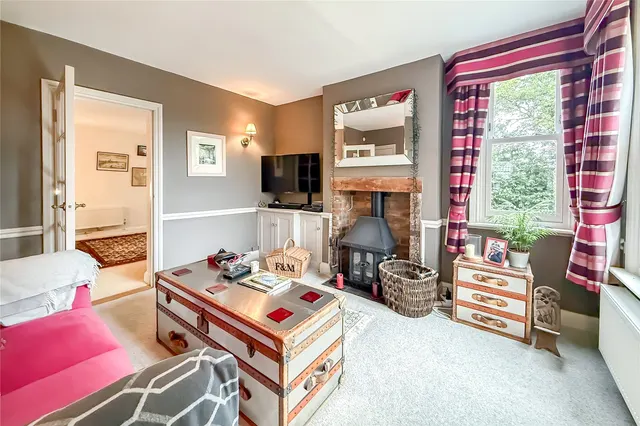 Photo 2 — Chad Lane, Flamstead, Hertfordshire, AL3 8HW