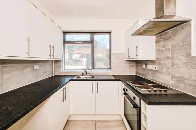 Mendip Road, Worthing, BN13, photo 1
