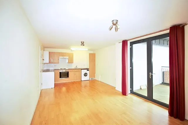 Photo 3 — Lower Tanbridge Way, Horsham, West Sussex RH12 1PS
