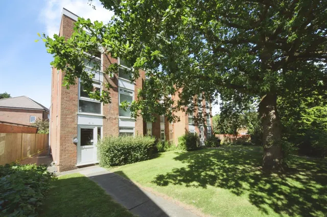 Elderberry Close, Luton, LU2, photo 1