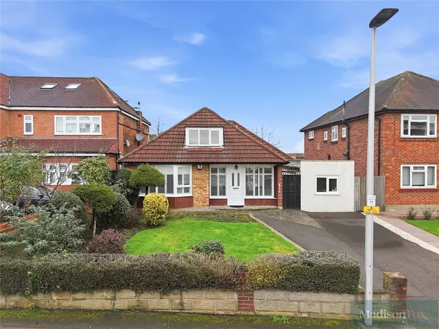 4 bedroom house, Glengall Road, Woodford Green, IG8