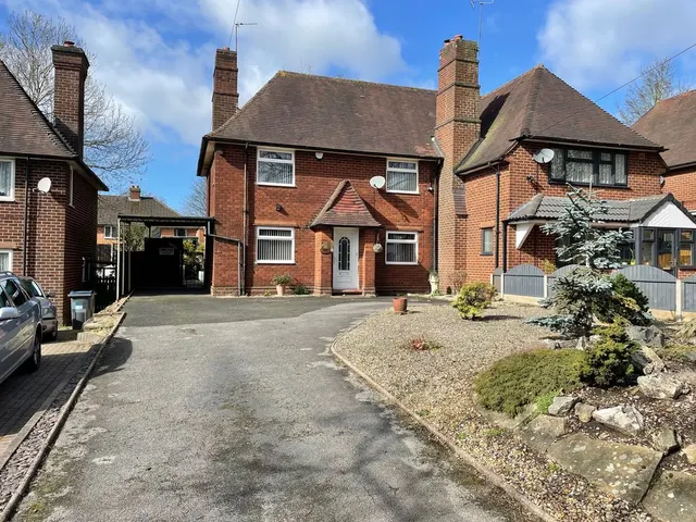 Kingstanding Road, Kingstanding, B44, photo 1