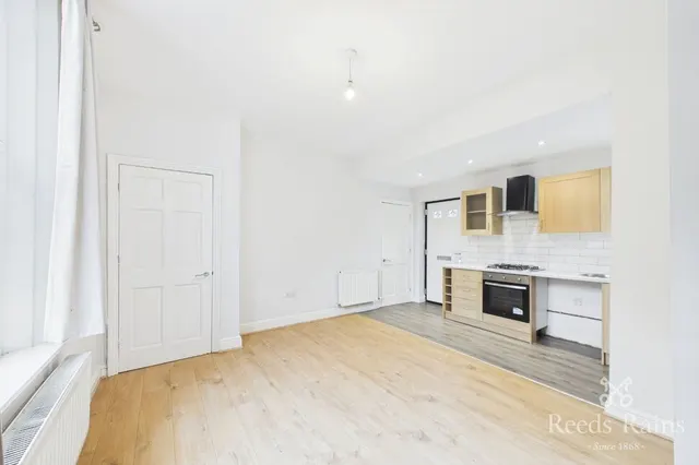 Walker Street, Earlsheaton, WF12, photo 3