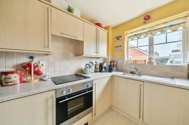 Mill Lane, Newbury, RG14, photo 3