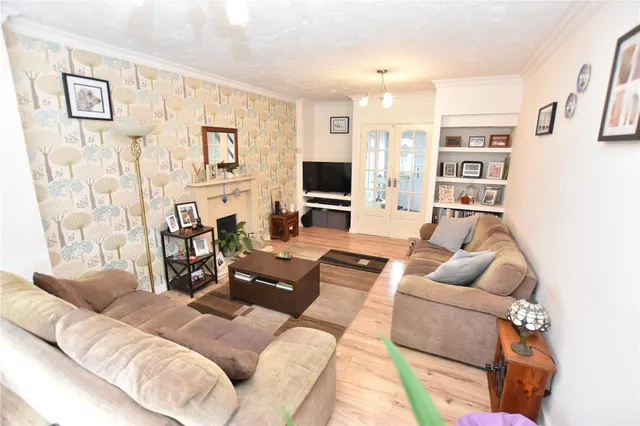 Photo 3 — Dart Road, Farnborough, Hampshire, GU14 9PA