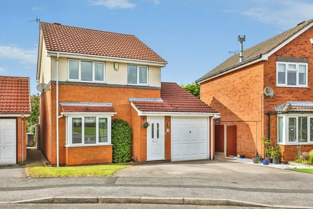 Hatton Gardens, Nuthall, Nottingham, Nottinghamshire, NG16, photo 1