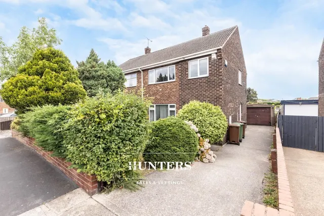 Davis Avenue, Castleford, photo 1