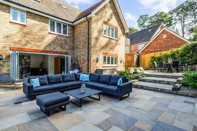 Gorsedene Close, Crowborough, TN6, photo 1