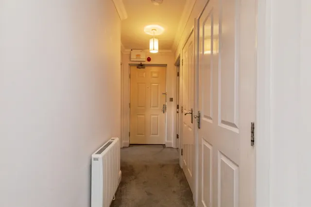 Eveleigh Avenue, Bath, BA1, photo 2
