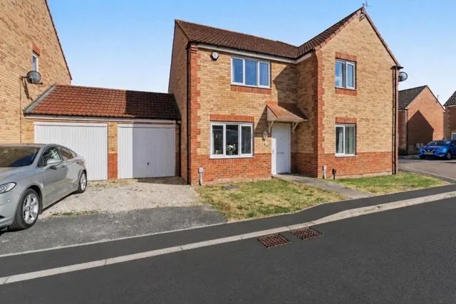 Little Fell Road, Sheffield, S5, photo 1