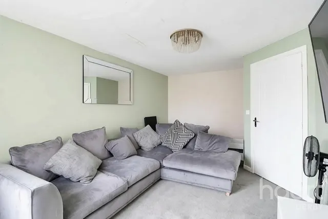 Featherstone Road, Derby, DE24, photo 2