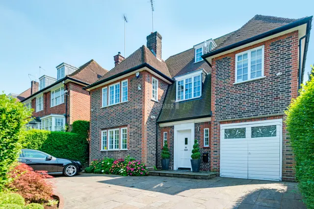 Deacons Rise, Hampstead Garden Suburb, N2, photo 3