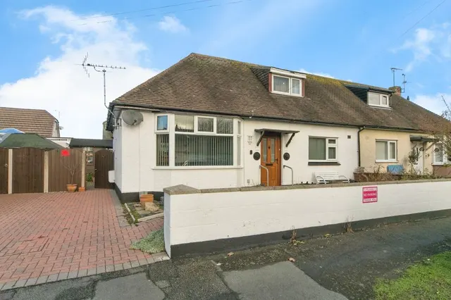 Warren Drive, Prestatyn, LL19, photo 1
