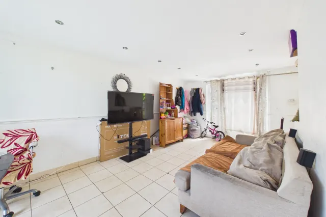 Jupiter Drive, Hemel Hempstead, HP2, photo 3