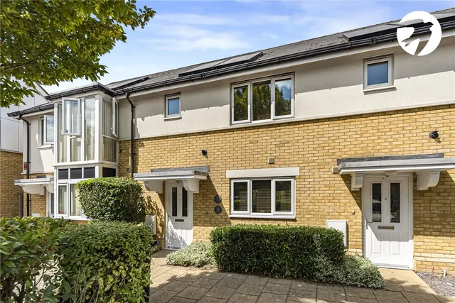 Squirrels Close, Swanley, BR8, photo 1