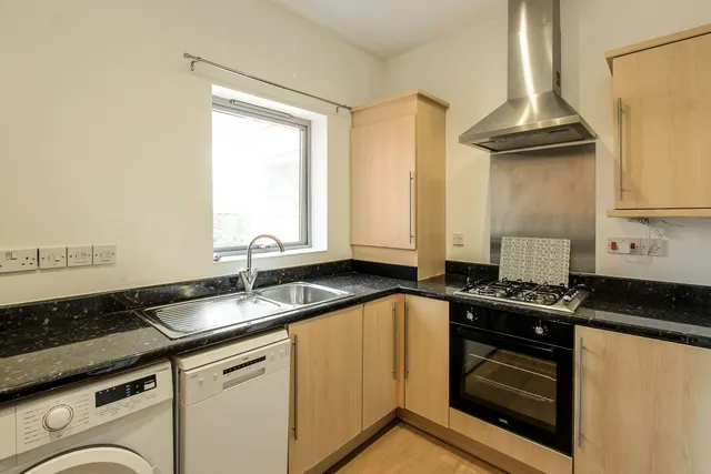 Manhattan Apartments, Yeovil, BA20, photo 3