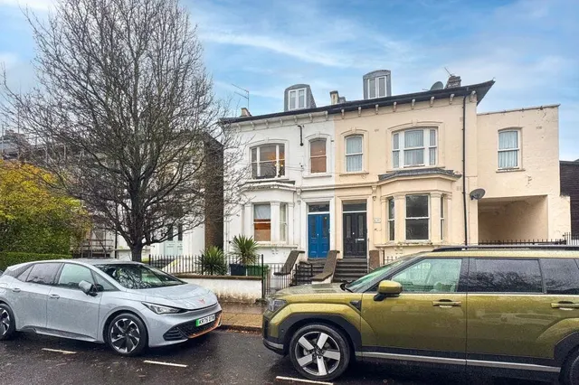 Percy Road, London, W12, photo 1