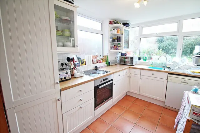 Marsh Lane, Stanmore, HA7, photo 3