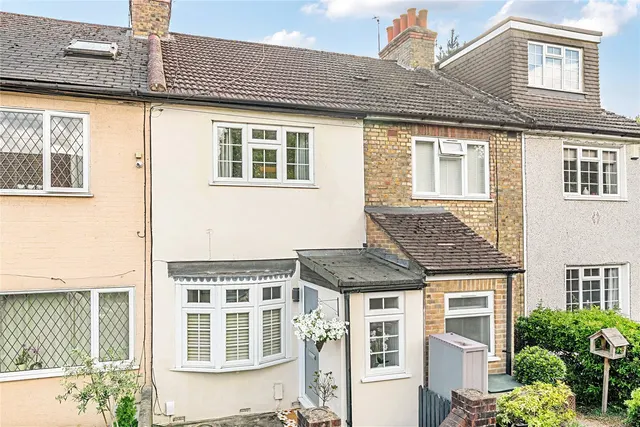 Pitt Road, Farnborough Village, BR6, photo 1