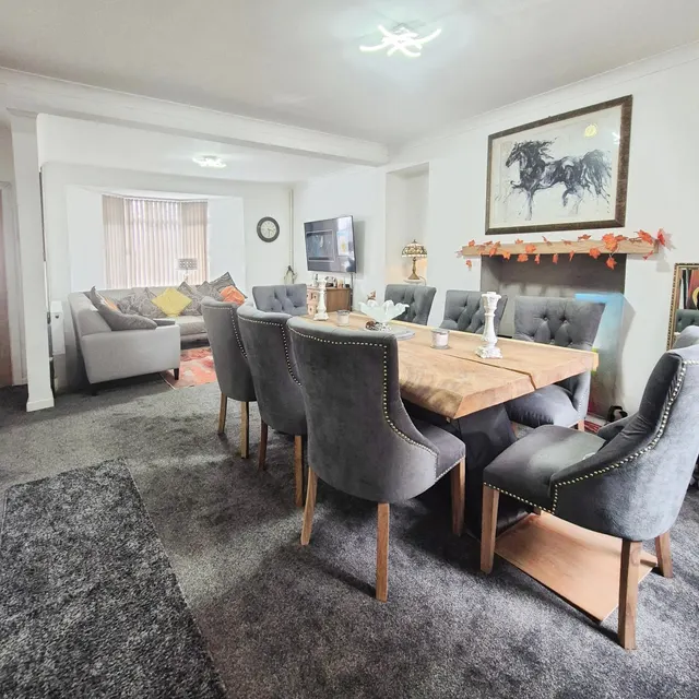 School Road, Neath, SA10, photo 2