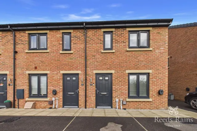 Elderberry Rise, Soothill, WF17, photo 1