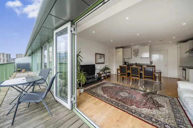 Ottley Drive, London, SE3, photo 1