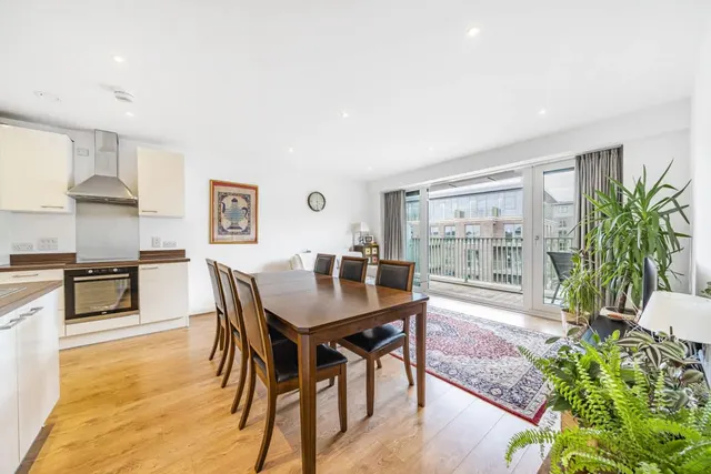 Ottley Drive, London, SE3, photo 2