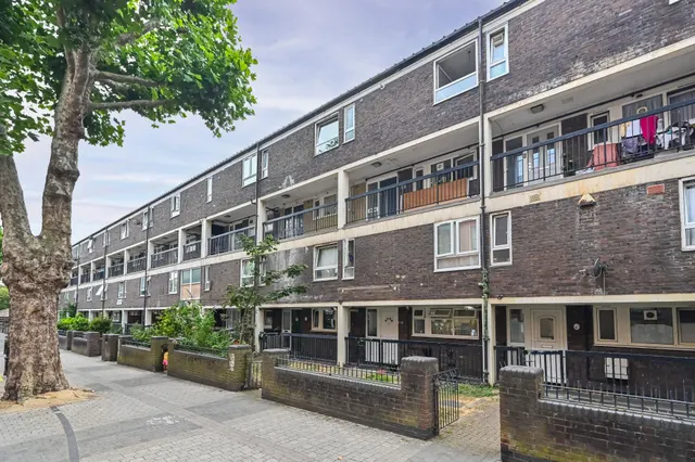 29 Cruden House, 33 Vernon Road, London, photo 1