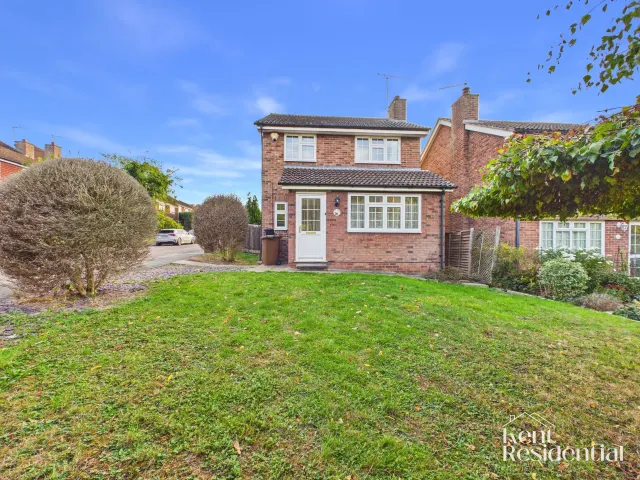 Cowdrey Close, Rochester, ME1, photo 1