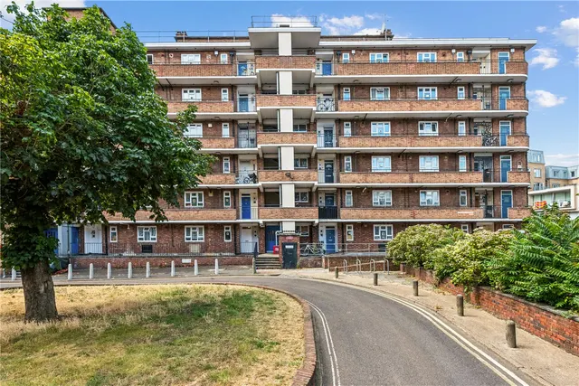 Portland Rise, London, N4, photo 1