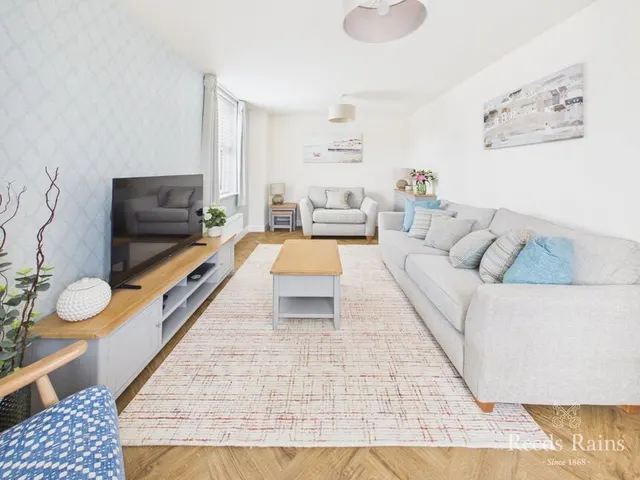 Photo 2 — Sanderling Grove, Whitby, North Yorkshire, YO22