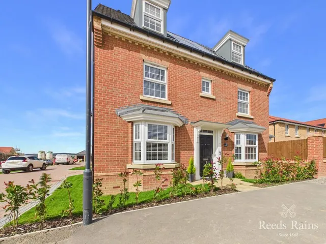 Sanderling Grove, Whitby, YO22, photo 1