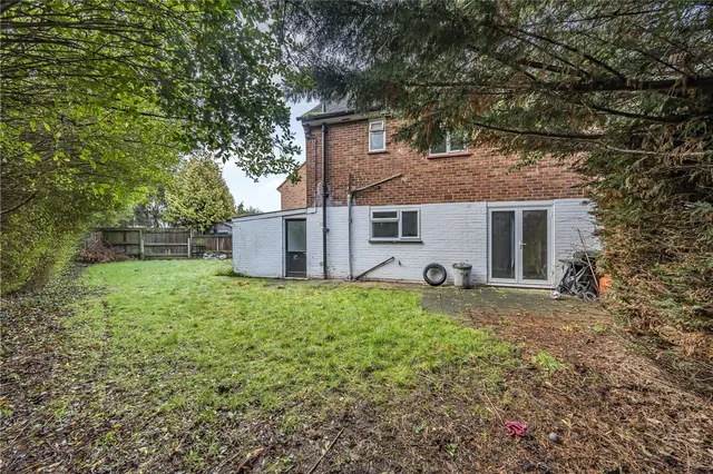 Abbotts Close, Uxbridge, UB8, photo 3