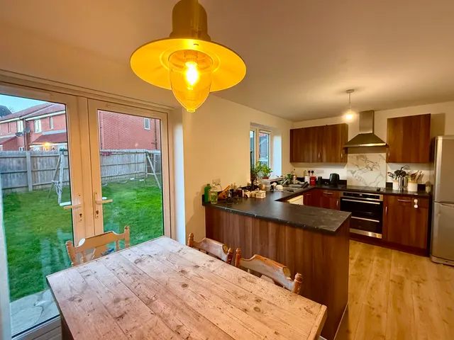 Photo 2 — Clitchbury Close, Swindon, Wiltshire, SN3 6FP