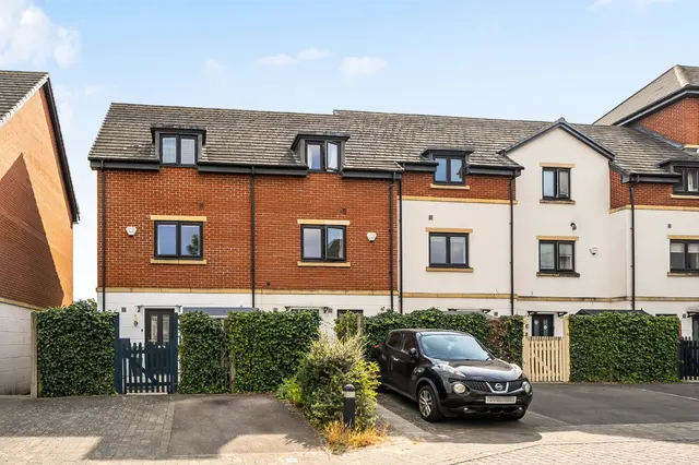 Parkgate Mews, Shirley, B90, photo 1
