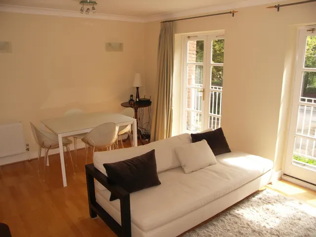 Fairlawns, High Wycombe, HP13, photo 3